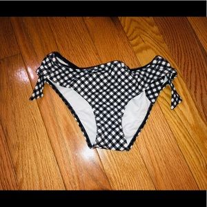 Gingham side tie bikini bottom